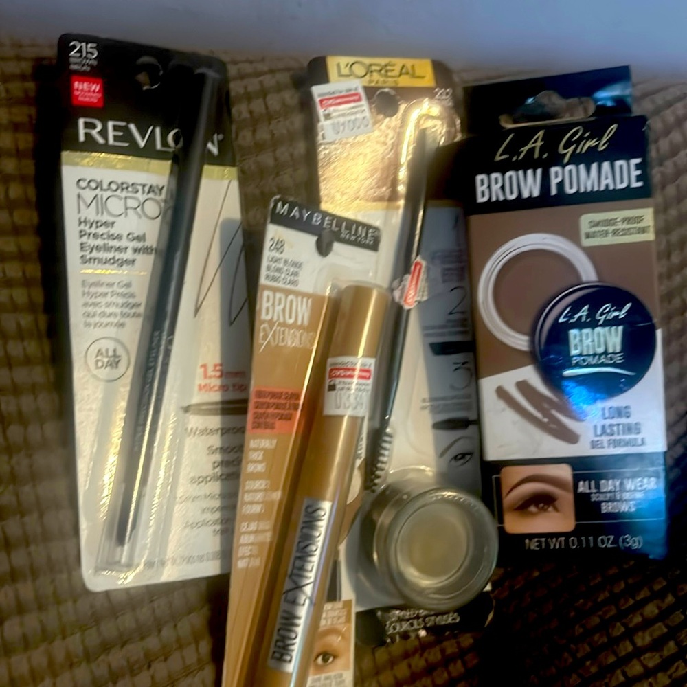 Makeup Lot - Blonde / Brown
